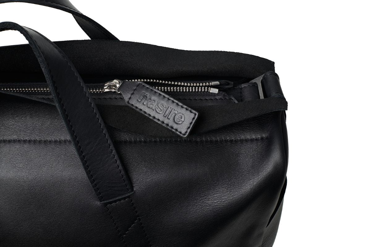 5 reasons why we should use leather goods :
