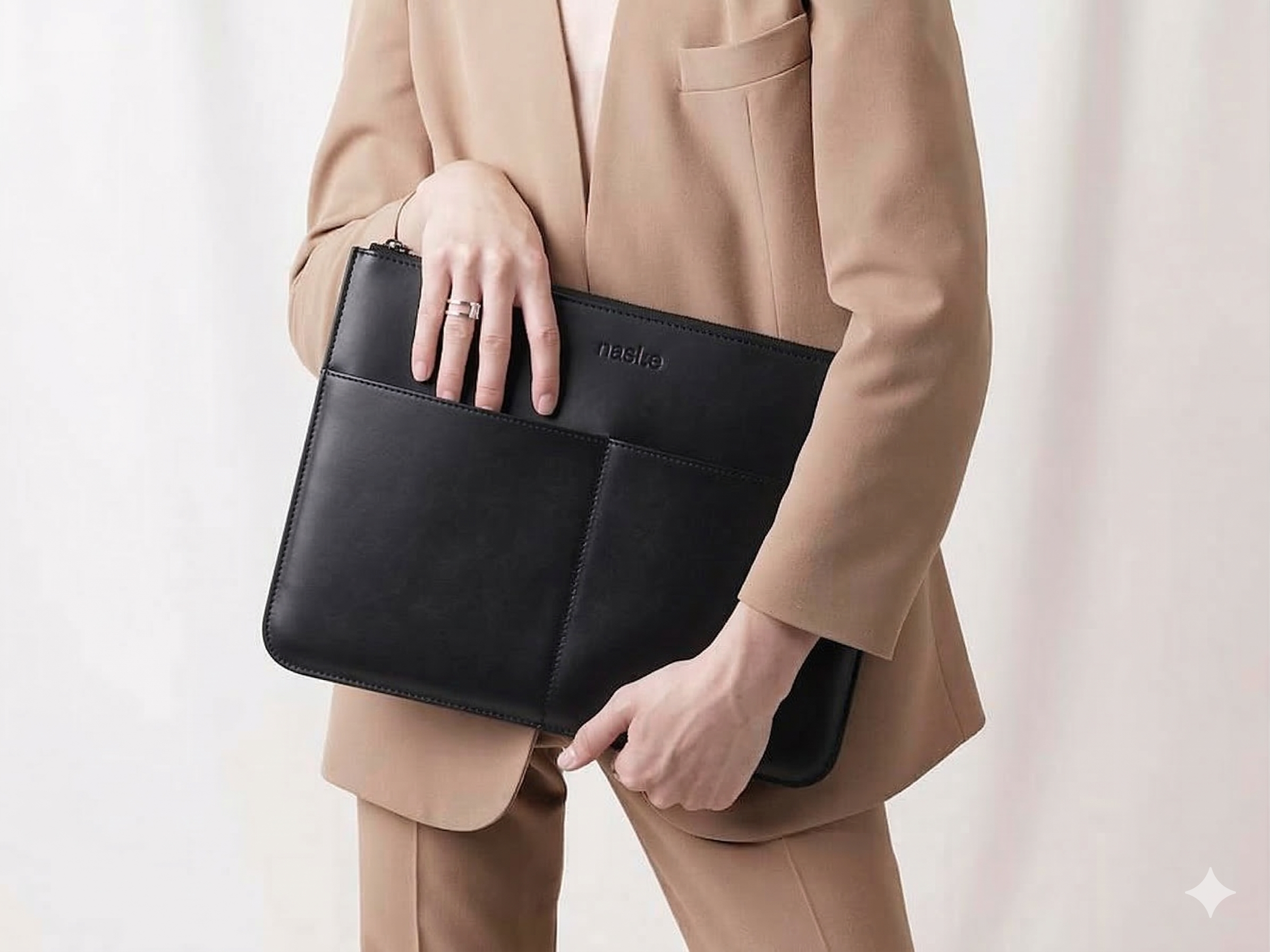 Laptop bag black L868 13''